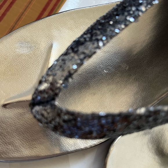Glittered and Metallic Wedge Heel Sandals - Picture 4 of 12